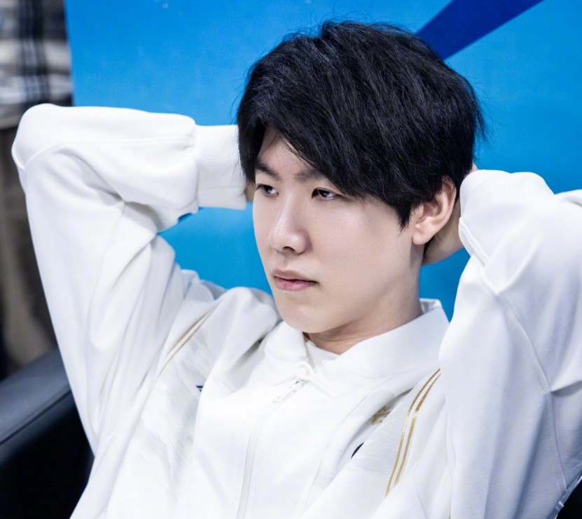 Vitality 对阵 Legacy ， Astralis 在 BLAST Bounty Fall 2025： 关闭资格赛第二轮中与 NAVI 会面