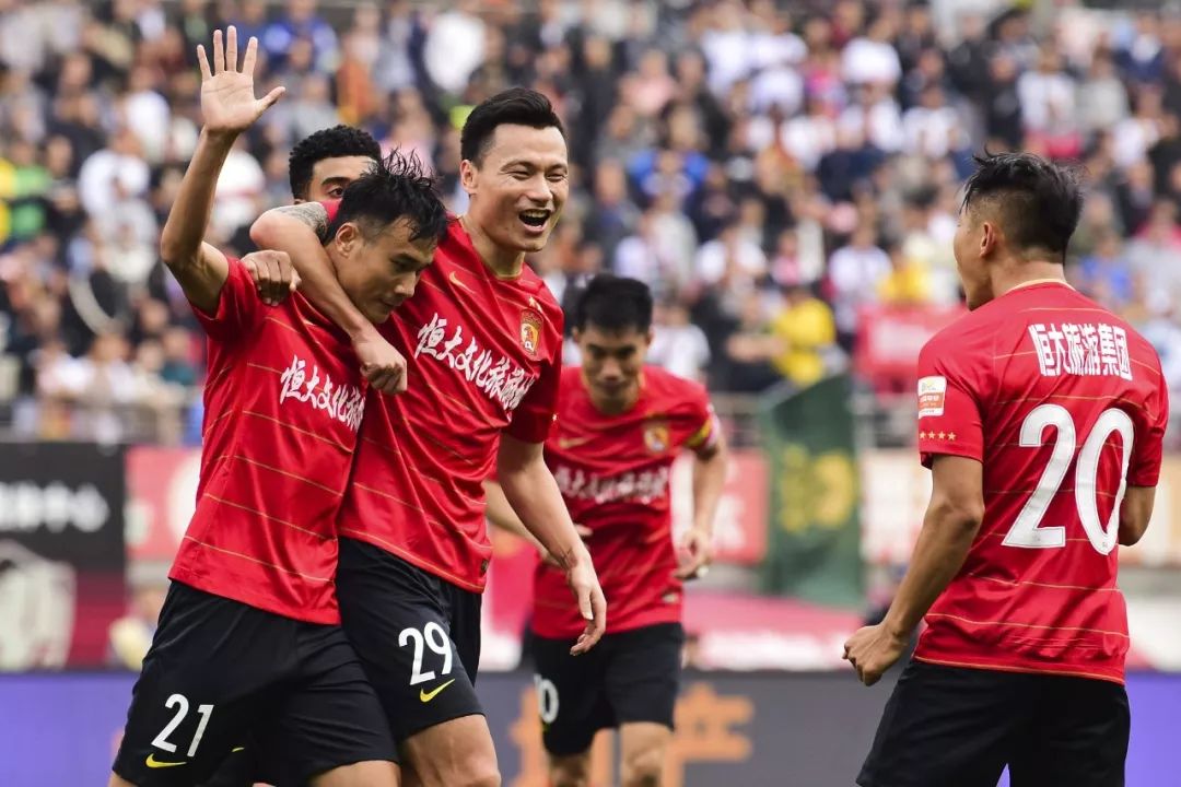 小贾破心魔！杜兰特刷新59年队史纪录，火箭3人20+，险胜公牛终结3连败